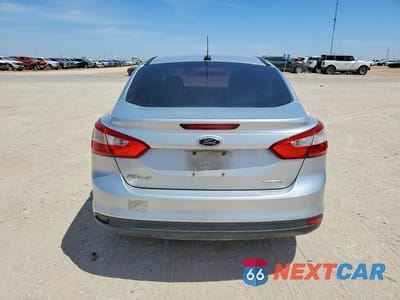 Zdjęcie 6 z 12 samochodu: 2012 FORD FOCUS SE VIN:1FAHP3F25CL235110 - miniatura