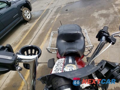 Piąte zdjęcie samochodu w środku: 2010 HARLEY-DAVIDSON FLHTCU VIN:1HD1FC410AB672541 - miniatura