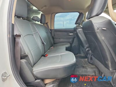 Zdjęcie 10 z 12 samochodu: 2019 RAM 2500 TRADESMAN VIN:3C6UR5CJ7KG676881 - miniatura