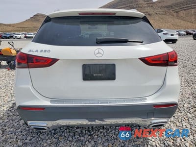 Zdjęcie 6 z 13 samochodu: 2021 MERCEDES-BENZ GLA 250 VIN:W1N4N4GB3MJ133409 - miniatura