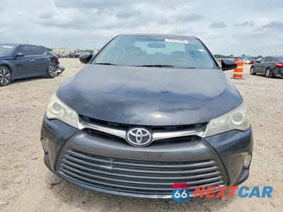 Piąte zdjęcie samochodu w środku: 2017 TOYOTA CAMRY SE VIN:4T1BF1FKXHU619419 - miniatura