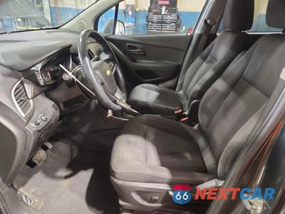 Zdjęcie 7 z 13 samochodu: 2020 CHEVROLET TRAX 1LT VIN:3GNCJLSBXLL252640 - miniatura