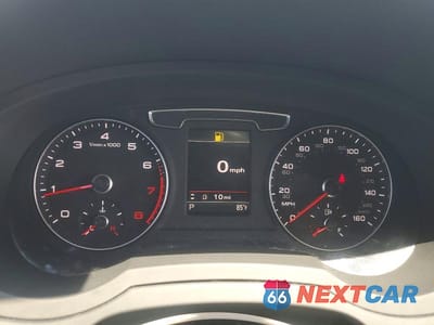 Zdjęcie 9 z 13 samochodu: 2018 AUDI Q3 PREMIUM PLUS VIN:WA1HCCFS2JR031133 - miniatura