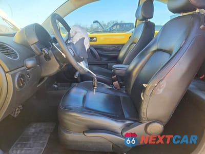 Zdjęcie 7 z 12 samochodu: 2008 VOLKSWAGEN NEW BEETLE S VIN:3VWPG31C88M502247 - miniatura