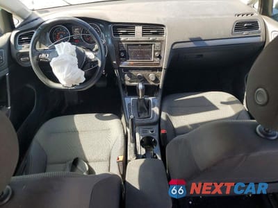 Zdjęcie 8 z 12 samochodu: 2019 VOLKSWAGEN GOLF SPORTWAGEN S VIN:3VW117AU2KM518054 - miniatura