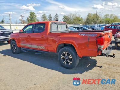Drugie zdjęcie samochodu z przodu: 2017 TOYOTA TACOMA TRD SPORT VIN:5TFDZ5BN6HX016784 - miniatura