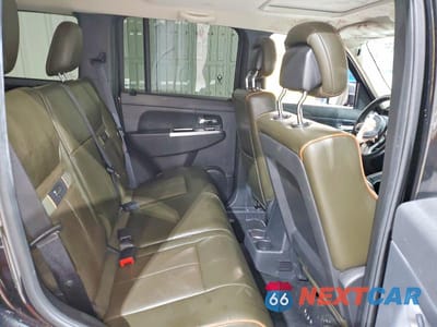 Zdjęcie 11 z 13 samochodu: 2011 JEEP LIBERTY SPORT VIN:1J4PN2GK6BW558514 - miniatura