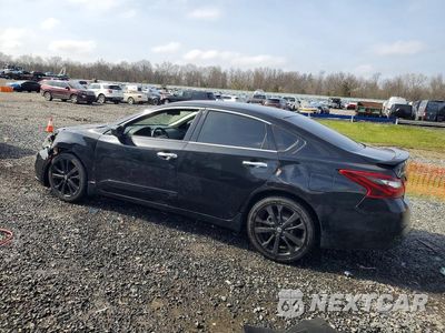 Drugie zdjęcie samochodu z przodu: 2017 NISSAN ALTIMA 2.5 SR VIN:1N4AL3AP8HC200410 - miniatura