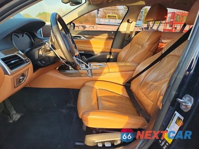 Zdjęcie 7 z 12 samochodu: 2016 BMW 750 XI VIN:WBA7F2C5XGG417172 - miniatura