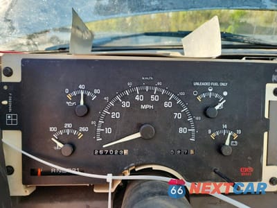 Zdjęcie 9 z 11 samochodu: 1994 GMC SIERRA C1500 VIN:1GTEC14Z8RZ521648 - miniatura