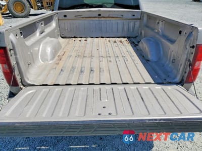 Zdjęcie 10 z 12 samochodu: 2008 CHEVROLET SILVERADO C1500 VIN:1GCEC14X58Z179492 - miniatura