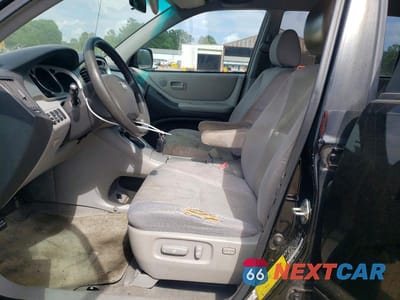 Zdjęcie 7 z 13 samochodu: 2007 TOYOTA HIGHLANDER BASE VIN:JTEDD21A270156085 - miniatura