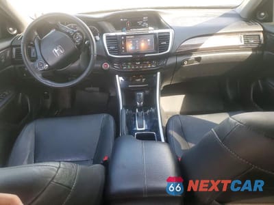 Zdjęcie 8 z 12 samochodu: 2017 HONDA ACCORD EXL VIN:1HGCR3F82HA004155 - miniatura