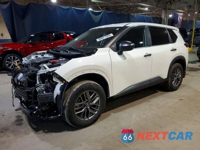 2022 NISSAN ROGUE S 5N1BT3AB3NC685730 - główne zdjęcie licytacji z USA - miniatura
