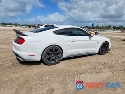 Trzecie zdjęcie samochodu z tyłu: 2020 FORD MUSTANG GT VIN:1FA6P8CF4L5160223 - miniatura