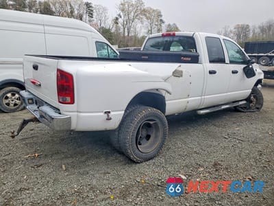 Trzecie zdjęcie samochodu z tyłu: 2004 DODGE RAM 3500 ST VIN:3D7MU48C24G266493 - miniatura