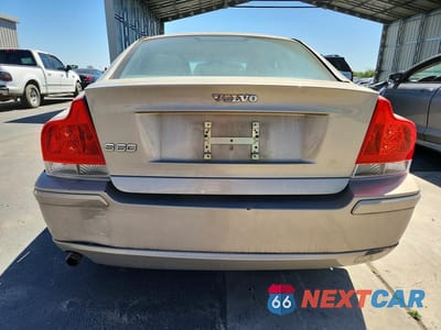 Zdjęcie 6 z 12 samochodu: 2005 VOLVO S60 VIN:YV1RS612252450968 - miniatura