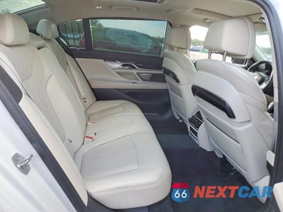 Zdjęcie 10 z 13 samochodu: 2019 BMW 740 I VIN:WBA7E2C54KB217719 - miniatura