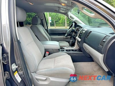 Piąte zdjęcie samochodu w środku: 2011 TOYOTA TUNDRA DOUBLE CAB SR5 VIN:5TFRM5F16BX025150 - miniatura