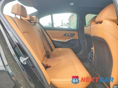Zdjęcie 10 z 12 samochodu: 2025 BMW 330I VIN:3MW69CW07S8F47653 - miniatura