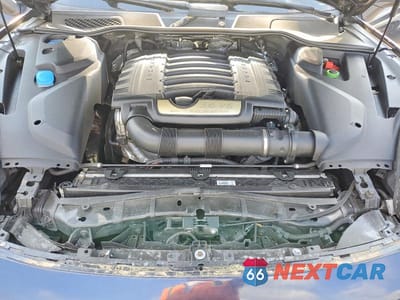 Zdjęcie 12 z 14 samochodu: 2016 PORSCHE CAYENNE VIN:WP1AA2A27GKA11197 - miniatura