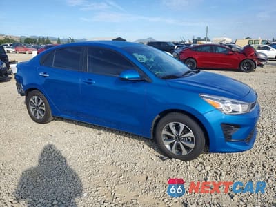 Czwarte zdjęcie samochodu z boku: 2023 KIA RIO S VIN:3KPA24AD3PE541990 - miniatura