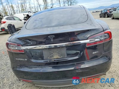 Zdjęcie 6 z 13 samochodu: 2015 TESLA MODEL S VIN:5YJSA1E23FF116082 - miniatura