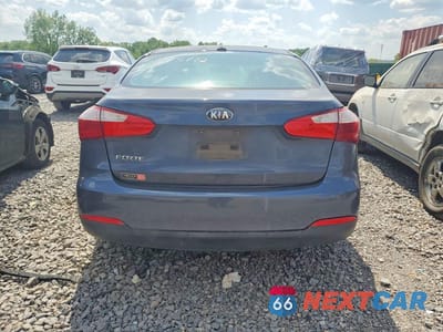 Zdjęcie 6 z 12 samochodu: 2016 KIA FORTE LX VIN:KNAFK4A63G5437466 - miniatura