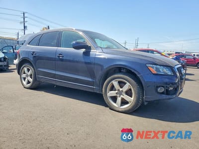 Czwarte zdjęcie samochodu z boku: 2010 AUDI Q5 PREMIUM PLUS VIN:WA1LKAFP0AA069942 - miniatura