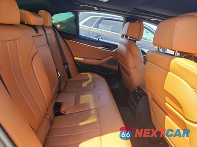 Zdjęcie 10 z 13 samochodu: 2022 BMW M550XI VIN:WBA13BK03NCJ89878 - miniatura