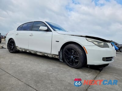 Czwarte zdjęcie samochodu z boku: 2008 BMW 528 I VIN:WBANU535X8BY65151 - miniatura