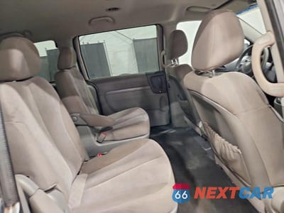 Zdjęcie 11 z 13 samochodu: 2011 KIA SEDONA LX VIN:KNDMG4C75B6366842 - miniatura