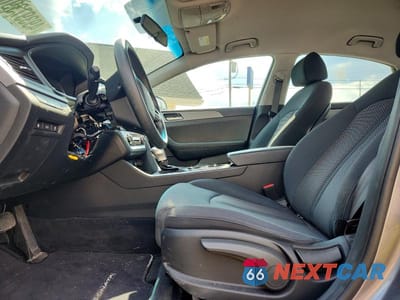 Zdjęcie 7 z 12 samochodu: 2019 HYUNDAI SONATA SE VIN:5NPE24AFXKH755284 - miniatura
