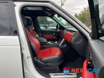 Piąte zdjęcie samochodu w środku: 2020 LAND ROVER RANGE ROVER SV AUTOBIOGRAPHY DYNAMIC VIN:SALGW2RE5LA574642 - miniatura