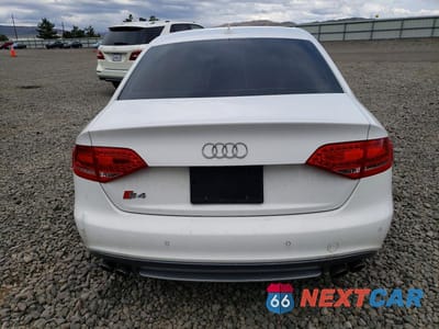 Zdjęcie 6 z 12 samochodu: 2010 AUDI S4 PREMIUM PLUS VIN:WAUBGAFL9AA115815 - miniatura