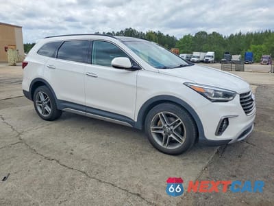 Czwarte zdjęcie samochodu z boku: 2018 HYUNDAI SANTA FE SE VIN:KM8SNDHF3JU260070 - miniatura