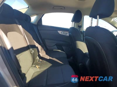 Zdjęcie 10 z 13 samochodu: 2024 KIA FORTE LXS VIN:3KPF24ADXRE709844 - miniatura