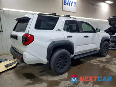 Trzecie zdjęcie samochodu z tyłu: 2025 TOYOTA 4RUNNER TRD OFF-ROAD PREMIUM VIN:JTEVA5BR4S5048498 - miniatura
