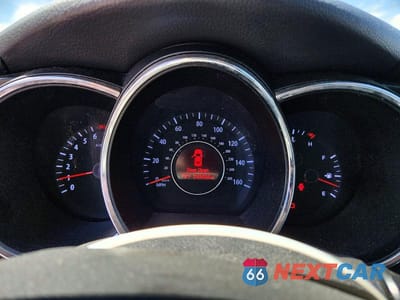 Zdjęcie 9 z 12 samochodu: 2013 KIA OPTIMA LX VIN:5XXGM4A75DG099781 - miniatura