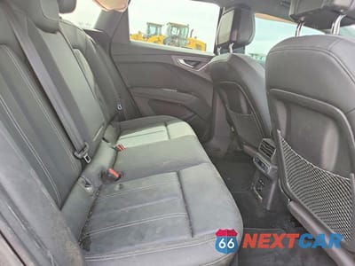 Zdjęcie 11 z 14 samochodu: 2024 AUDI Q4 E-TRON PREMIUM PLUS VIN:WA1LUBFZ2RP039349 - miniatura