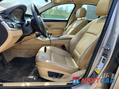 Zdjęcie 7 z 11 samochodu: 2012 BMW 528 XI VIN:WBAXH5C55CDW10692 - miniatura