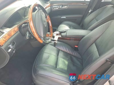 Zdjęcie 7 z 12 samochodu: 2008 MERCEDES-BENZ S 550 4MATIC VIN:WDDNG86X08A214308 - miniatura