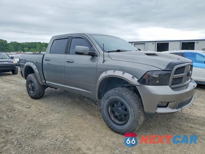 Czwarte zdjęcie samochodu z boku: 2012 DODGE RAM 1500 SPORT VIN:1C6RD7MT6CS186152 - miniatura