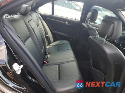 Zdjęcie 10 z 12 samochodu: 2010 MERCEDES-BENZ C 300 4MATIC VIN:WDDGF8BB7AF458729 - miniatura