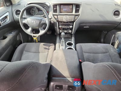 Zdjęcie 8 z 13 samochodu: 2016 NISSAN PATHFINDER SV VIN:5N1AR2MM6GC610850 - miniatura