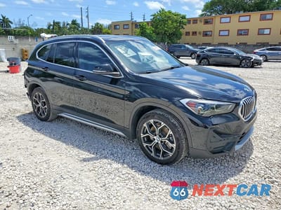 Czwarte zdjęcie samochodu z boku: 2022 BMW X1 SDRIVE28I VIN:WBXJG7C02N5U52274 - miniatura