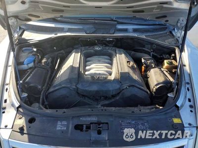 Zdjęcie 12 z 12 samochodu: 2006 VOLKSWAGEN TOUAREG 4.2 VIN:WVGZM77L16D054733 - miniatura