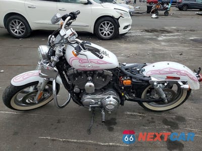 Trzecie zdjęcie samochodu z tyłu: 2012 HARLEY-DAVIDSON XL1200 CP VIN:1HD1LH314CC408243 - miniatura