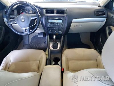 Zdjęcie 8 z 12 samochodu: 2014 VOLKSWAGEN JETTA SE VIN:3VWD17AJ2EM284540 - miniatura