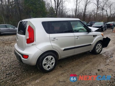 Trzecie zdjęcie samochodu z tyłu: 2012 KIA SOUL BASE VIN:KNDJT2A54C7422687 - miniatura